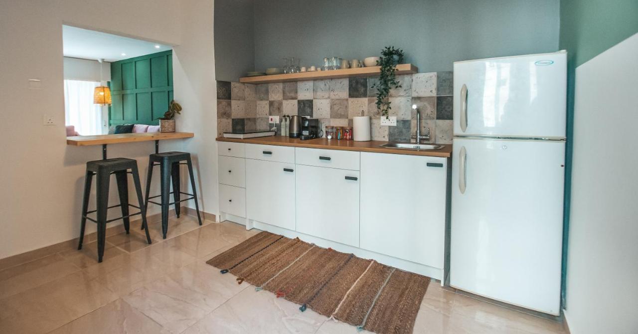 The Green Apartment Ларнака Екстериор снимка